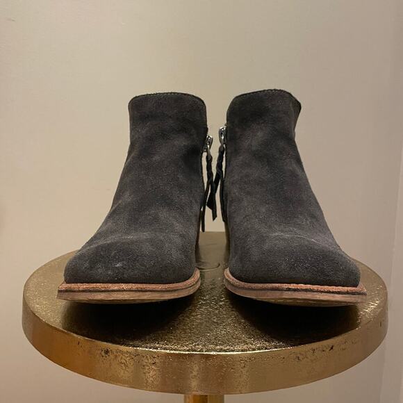 Dolce Vita Sutton Suede Ankle Boots | Gray Tassel, Stacked Heel, Size 10 EUC - Picture 7 of 11